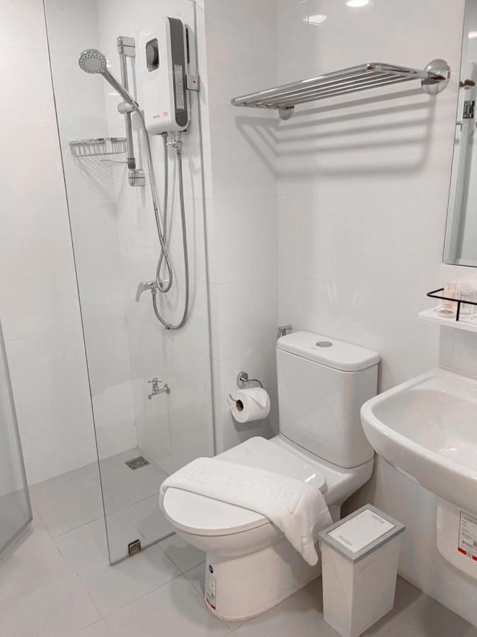 Nakara Hotel, Ubon Ratchathani Ngoại thất bức ảnh